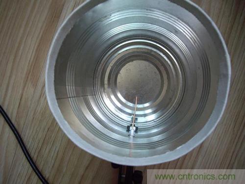 最簡單使用的天線&mdash;&mdash;罐頭天線，可做正饋大鍋饋源！ 