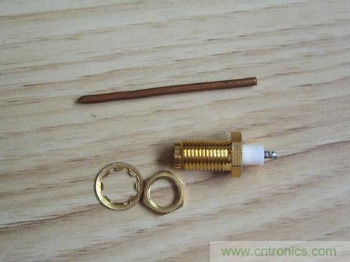 最簡單使用的天線&mdash;&mdash;罐頭天線，可做正饋大鍋饋源！ 