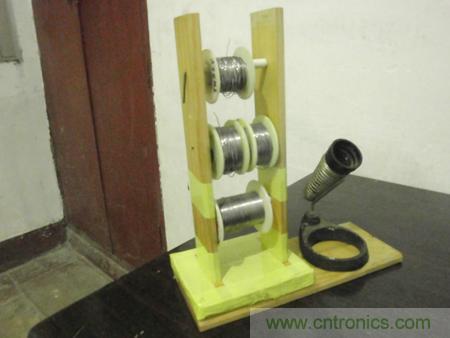 成本幾乎為零，三層錫絲架DIY