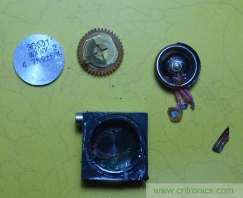 取出精密電阻裏麵的繞線電阻