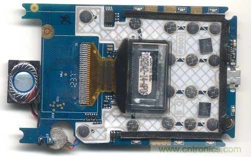 拆解探秘：售價75元的手機為什麼還能盈利？