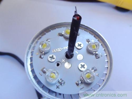 DIY：手把手教你自製LED球泡燈