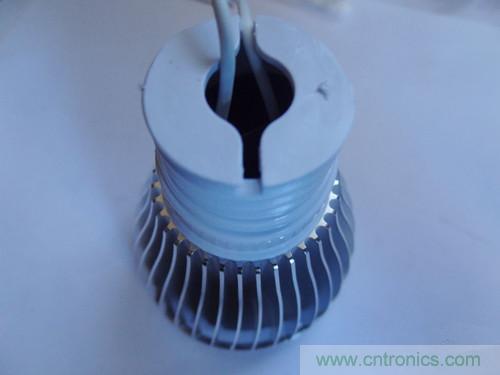 DIY：手把手教你自製LED球泡燈