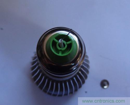 DIY：手把手教你自製LED球泡燈