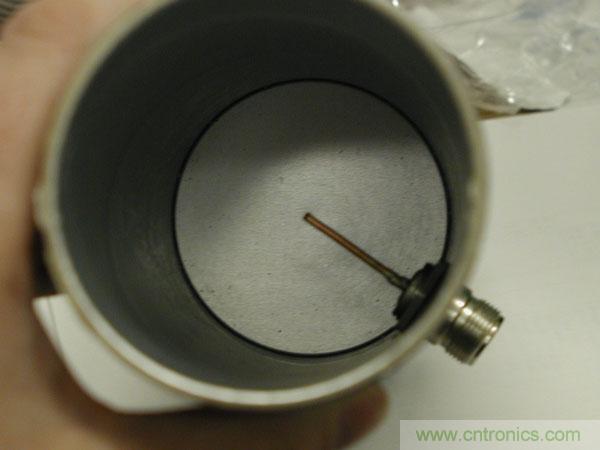 製作免費的Wi-Fi信號放大天線【罐子升級版】