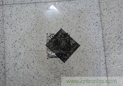 最後是原稿與一塊透明板子