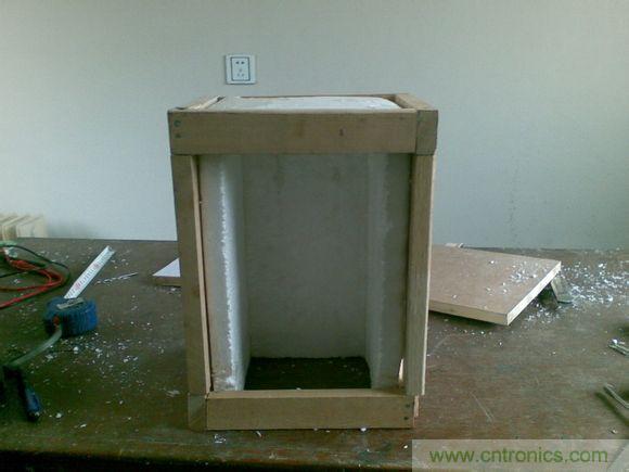 牛人DIY：百元自製車載冰箱