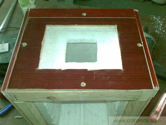 牛人DIY：百元自製車載冰箱