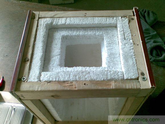 牛人DIY：百元自製車載冰箱