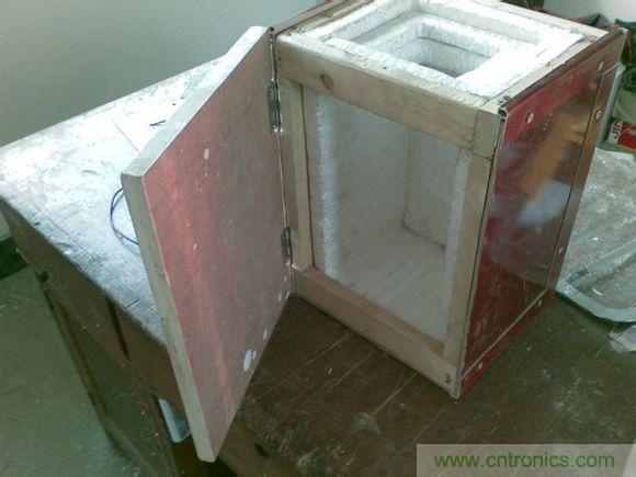 牛人DIY：百元自製車載冰箱