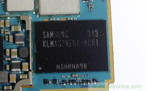 拆解4G新機索尼M35t：用料十足，易於維修