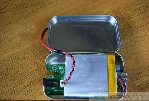 創意DIY：自製iPhone太陽能充電器