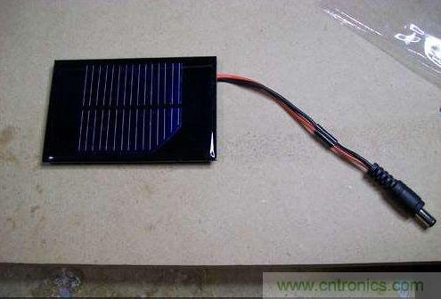 創意DIY：自製iPhone太陽能充電器