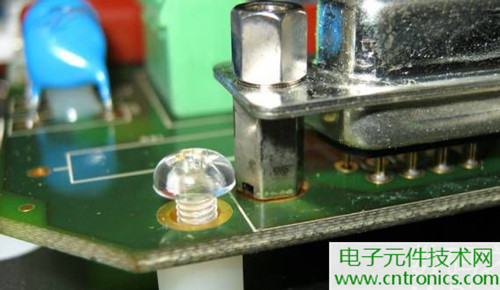 觸摸屏售價過萬？一台工控設備觸摸屏拆解