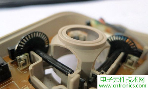殿堂級機械鼠標拆解：歎精致做工！
