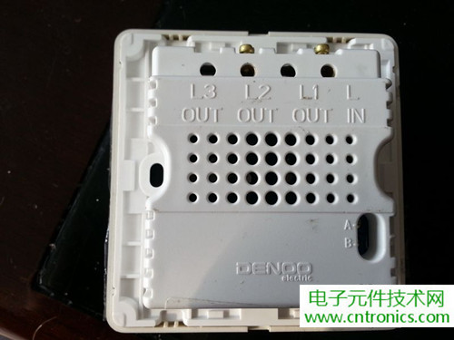 一款觸控開關拆解，做工不錯