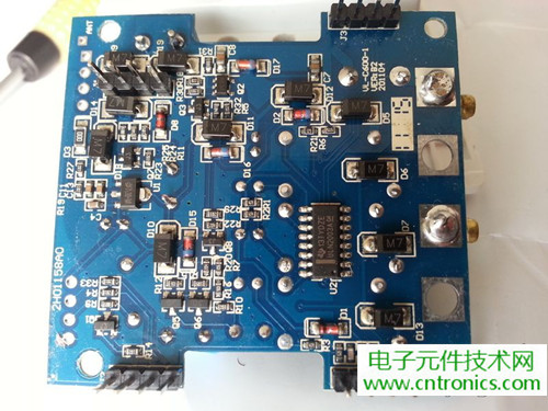 一款觸控開關拆解，做工不錯