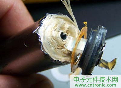 筆記本電池拆解，探秘電池內部結構