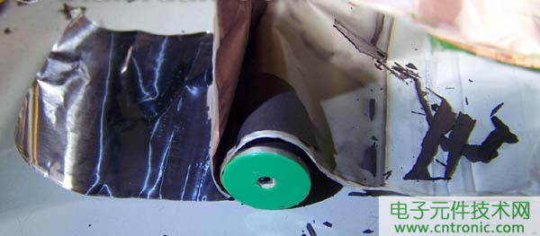 筆記本電池拆解，探秘電池內部結構