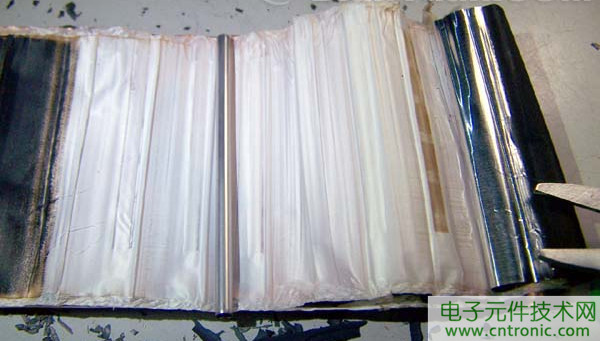 筆記本電池拆解，探秘電池內部結構