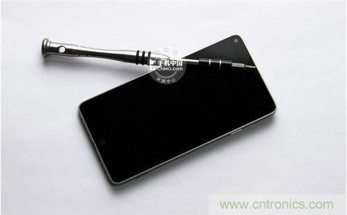 棋逢對手，詳拆努比亞Z5S如何力拚小米3 ？