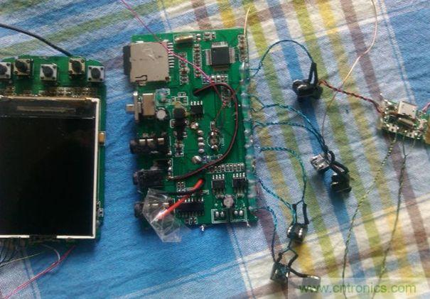 焊接好各組件後的全家福