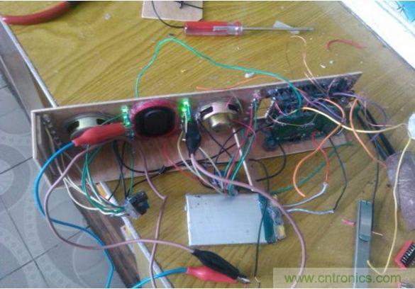 組裝，調試，安裝吸音棉