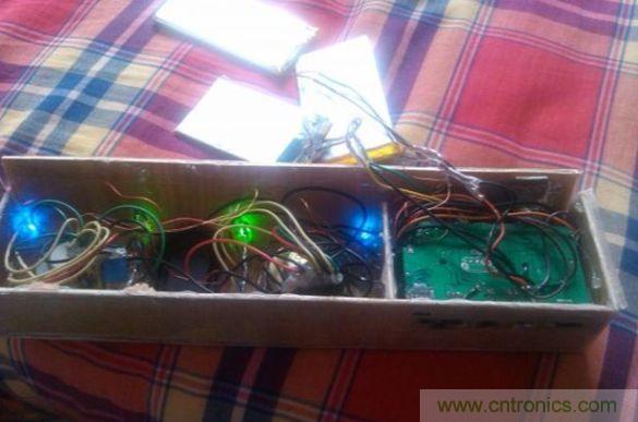 組裝，調試，安裝吸音棉