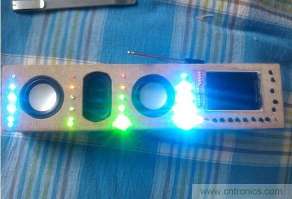 組裝，調試，安裝吸音棉