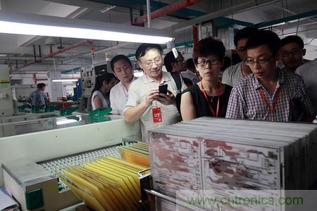 電錫後待蝕刻的板子