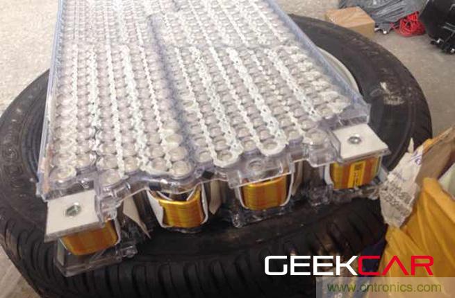 Tesla的電池熱管理係統