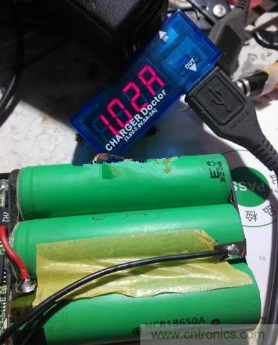 一拆便知！移動電源充電電流如何改造？