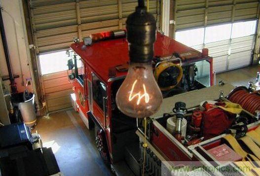 史上最&ldquo;敬業&rdquo;的燈泡