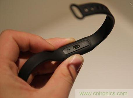 小米手環光感版體驗：便宜實惠，功能尚可