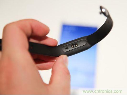 小米手環光感版體驗：便宜實惠，功能尚可