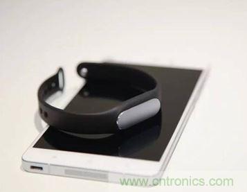 小米手環光感版體驗：便宜實惠，功能尚可