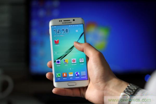 三星S6 Edge+拆解：比S6 Edge加在哪裏？