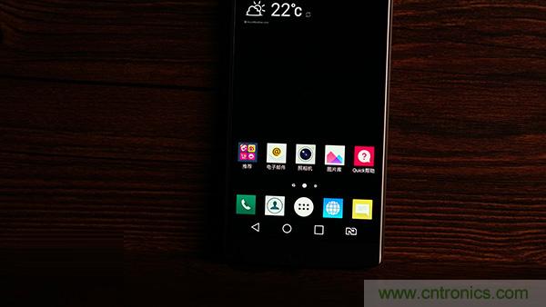 業界良心 LG V10 評測:剛毅、冷峻，不失人性化