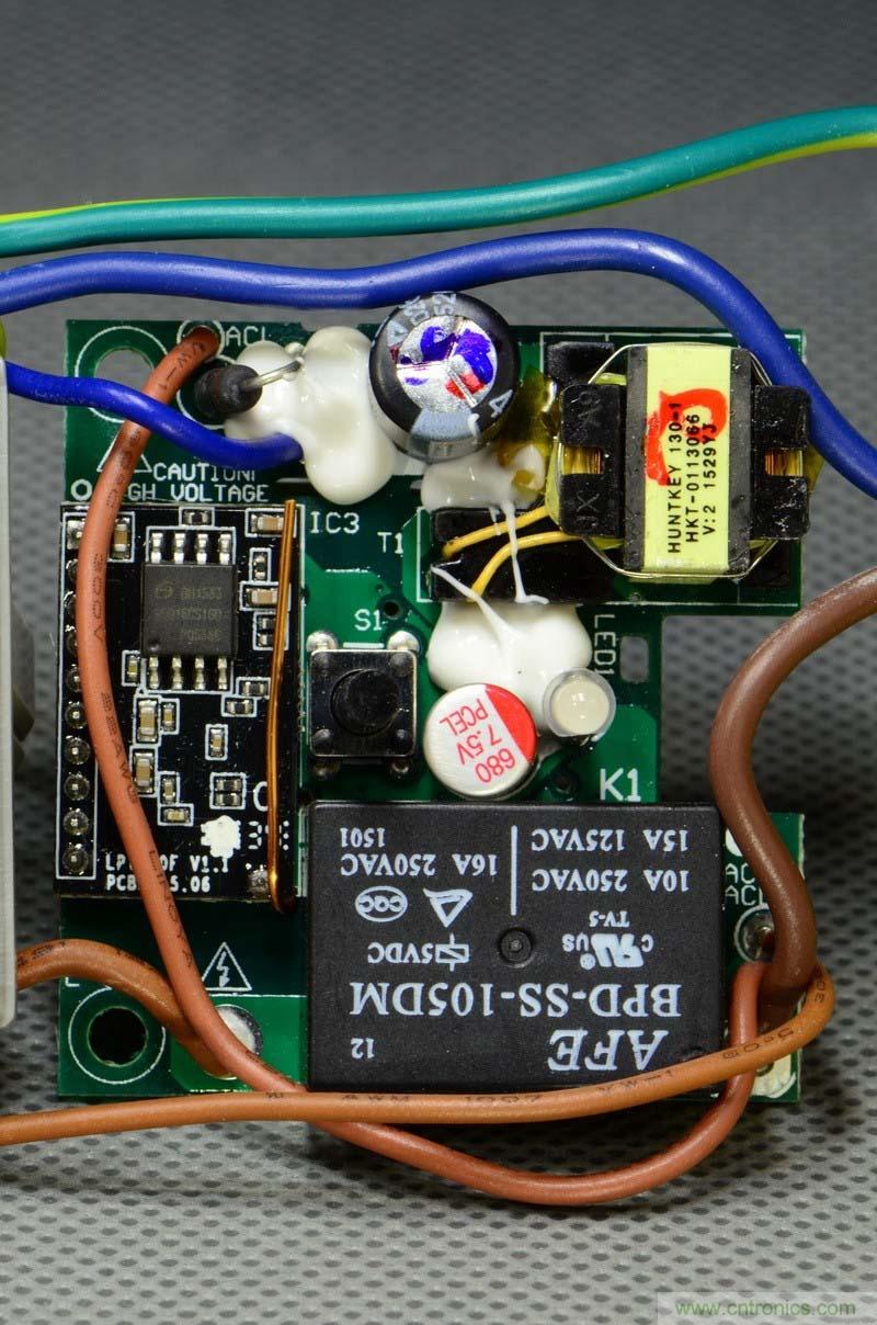 航嘉智能插線板拆解評測：看老牌機電如何&rdquo;秒殺&ldquo;後起之秀