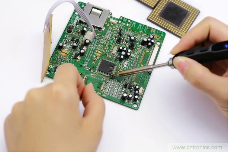 一款能喚起 70 後工程師朋友&ldquo;童年趣事&rdquo;的迷你電烙鐵！