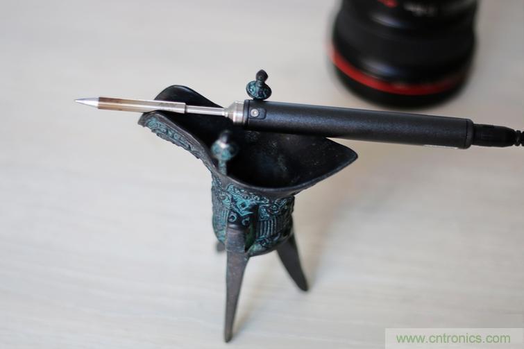 一款能喚起 70 後工程師朋友&ldquo;童年趣事&rdquo;的迷你電烙鐵！
