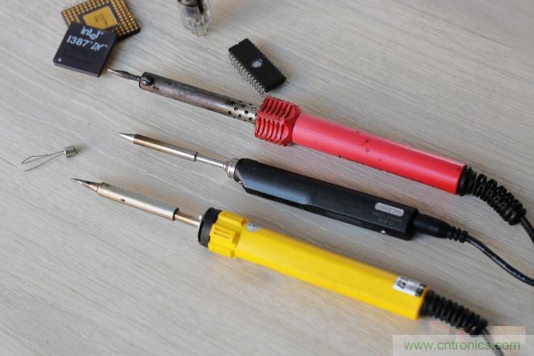 一款能喚起 70 後工程師朋友&ldquo;童年趣事&rdquo;的迷你電烙鐵！