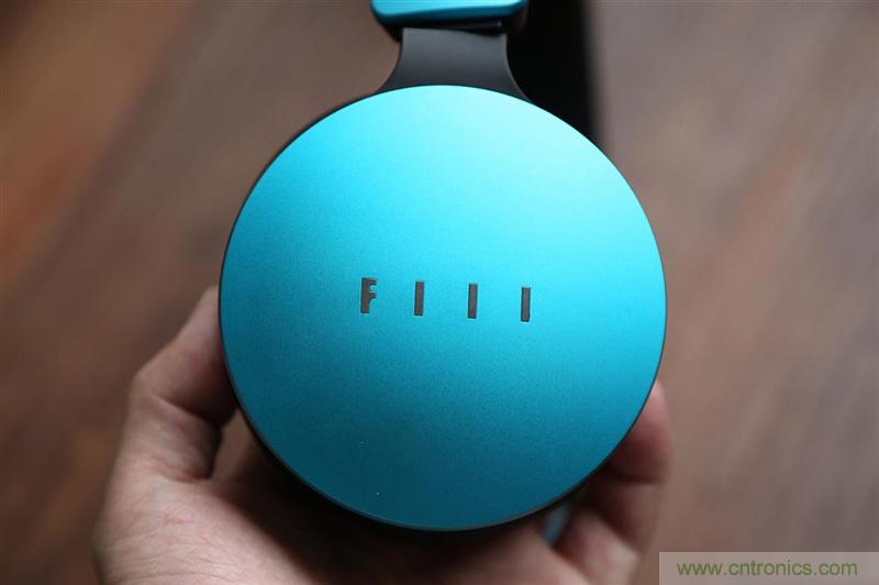 頭條哥的夢想之作！FIIL耳機能讓汪峰上頭條否？