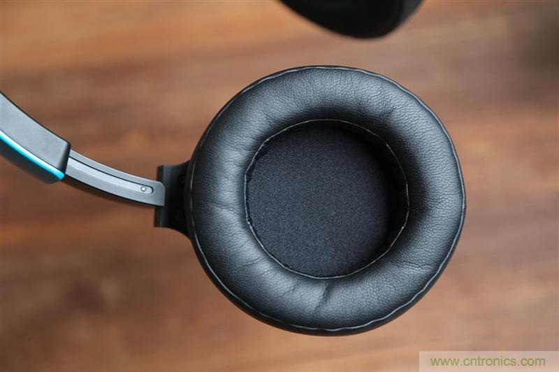 頭條哥的夢想之作！FIIL耳機能讓汪峰上頭條否？