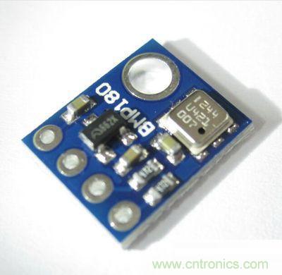 不用專業設備，用樹莓派就能玩一把室內環境監測！