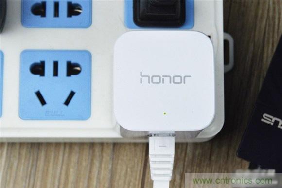 大House也能隨心連，榮耀WiFi穿牆寶評測