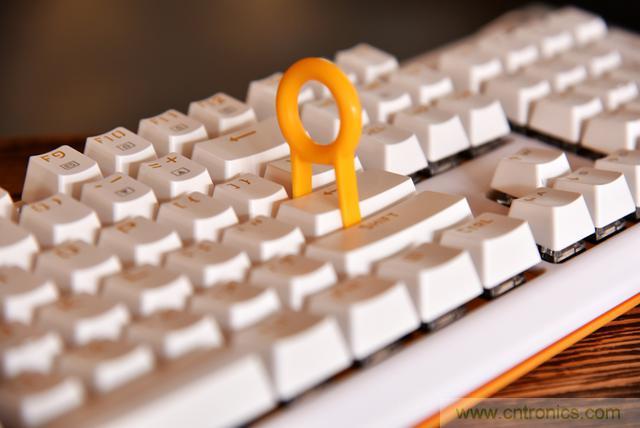 左手寫愛，右手寫他&mdash;&mdash;從此鍵盤鼠標不分家！