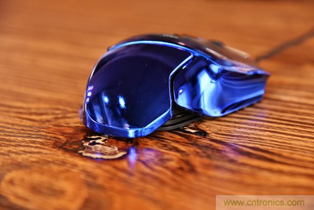 左手寫愛，右手寫他&mdash;&mdash;從此鍵盤鼠標不分家！