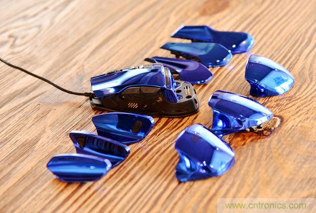 左手寫愛，右手寫他&mdash;&mdash;從此鍵盤鼠標不分家！