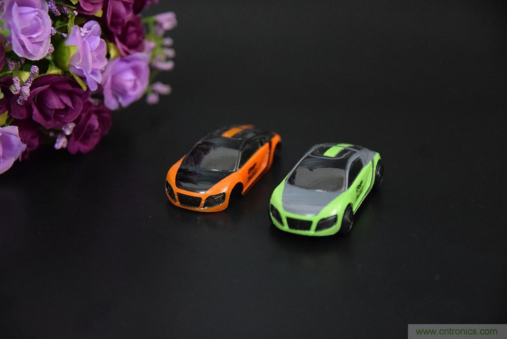 虛擬與現實相結合的飛車遊戲，讓你體驗速度與激情的碰撞！